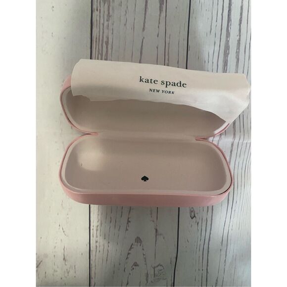 Kate Spade sunglass Case - Picture 3 of 3
